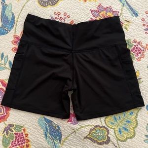 JGX bike shorts. Size M. Like new.